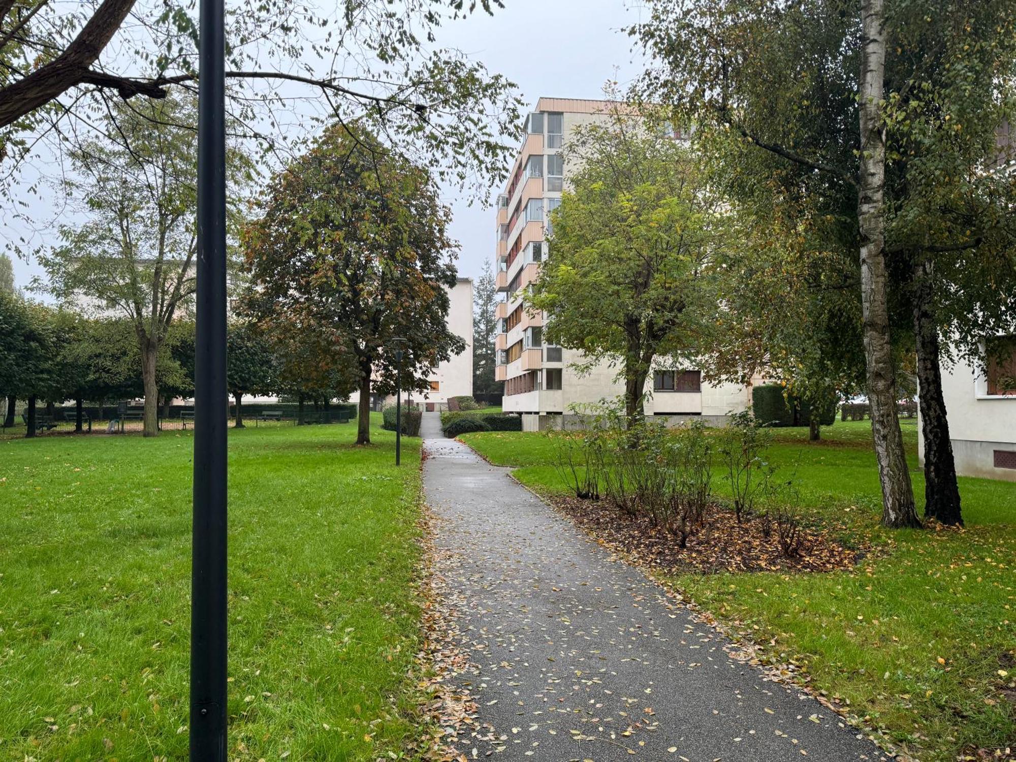 Appartement Periurbain De Paris Et Versailles Les Clayes-Sous-Bois Zewnętrze zdjęcie