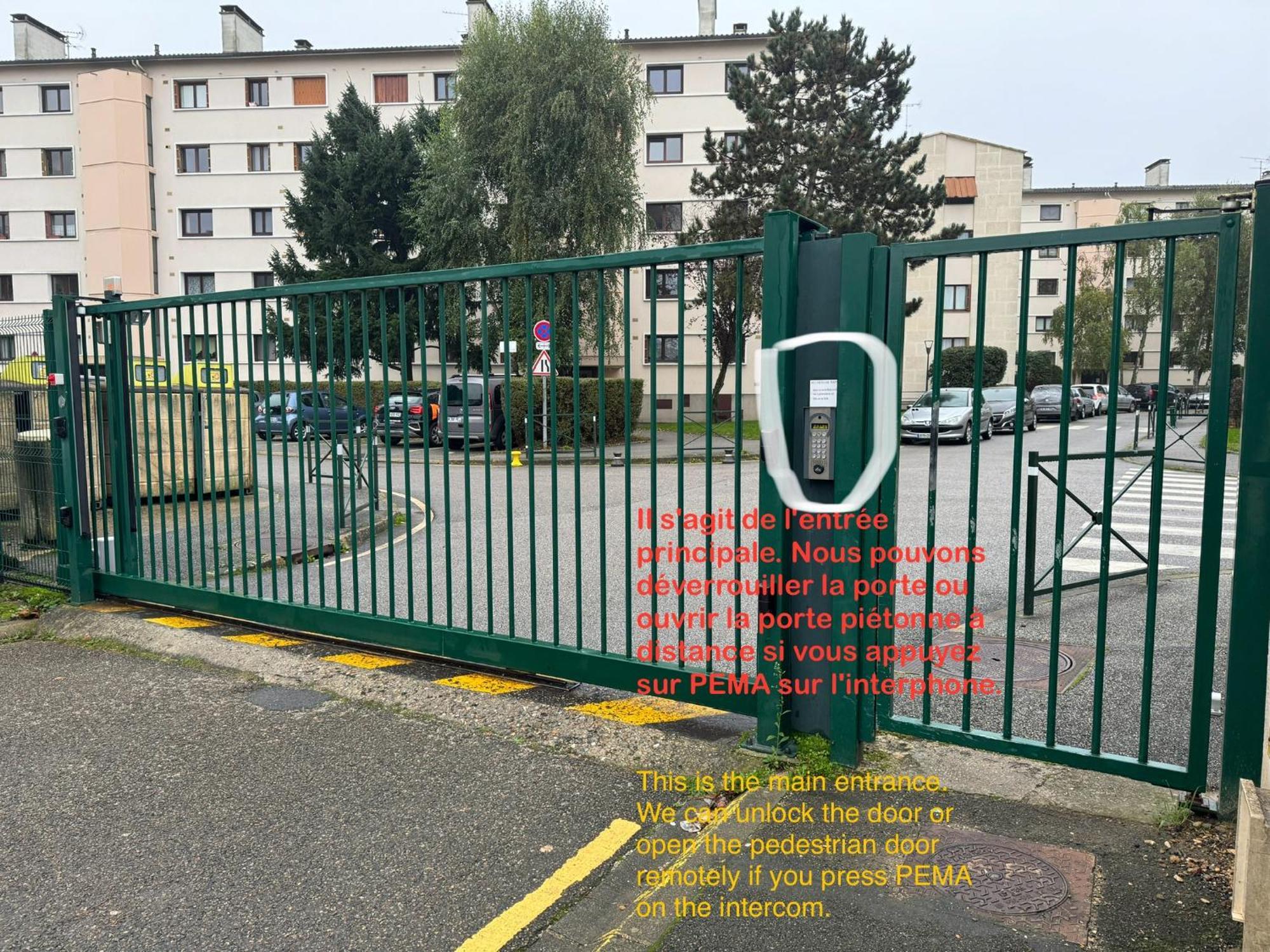 Appartement Periurbain De Paris Et Versailles Les Clayes-Sous-Bois Zewnętrze zdjęcie